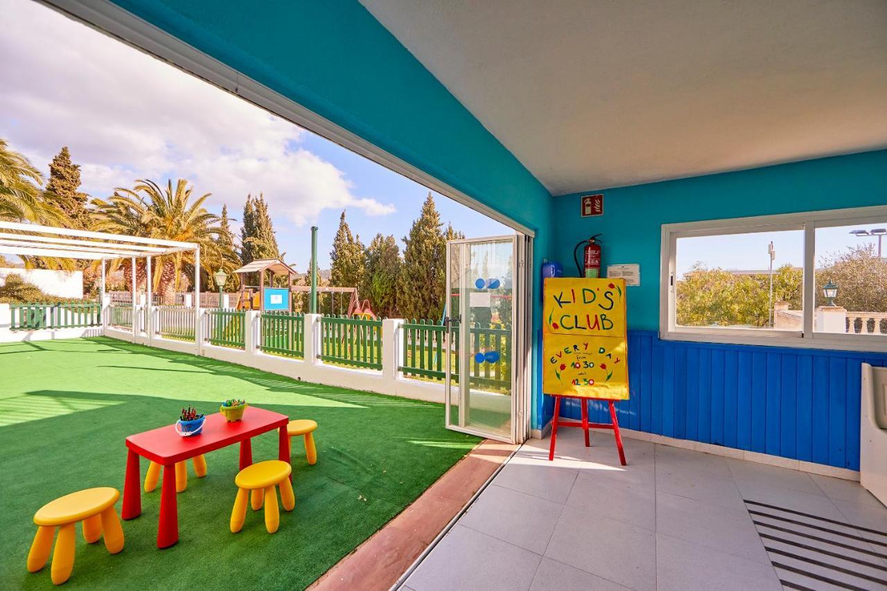 סנטה פונסה Aparthotel Holiday Center מראה חיצוני תמונה