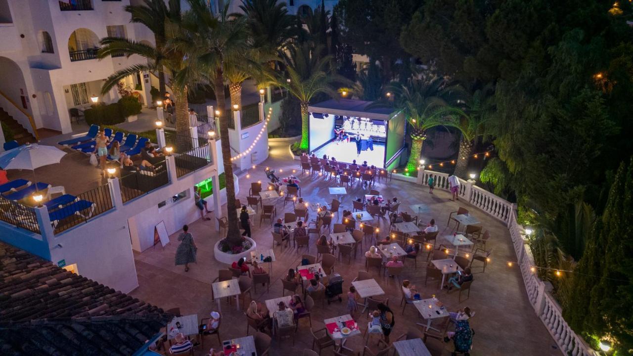 סנטה פונסה Aparthotel Holiday Center מראה חיצוני תמונה
