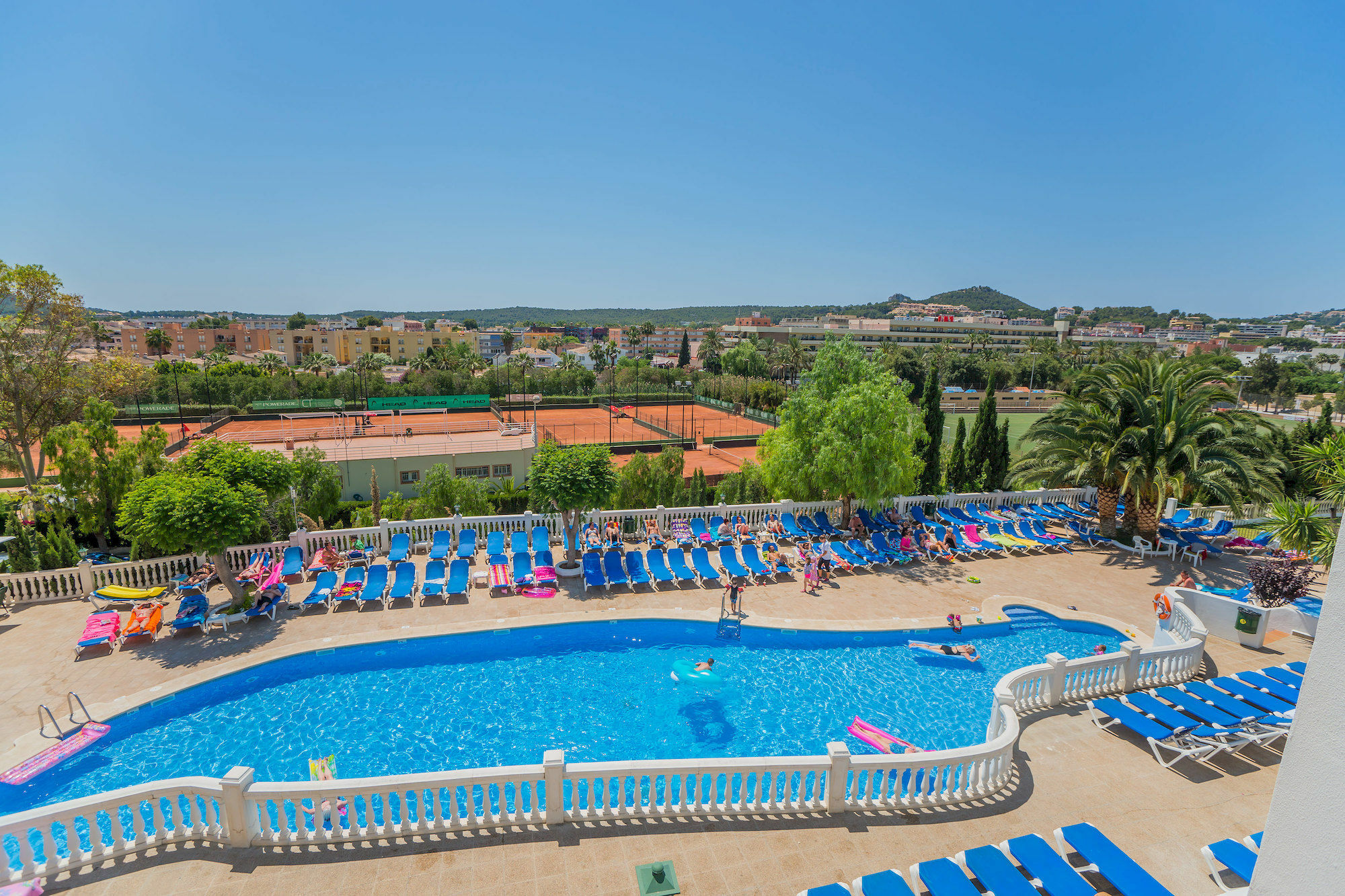 סנטה פונסה Aparthotel Holiday Center מראה חיצוני תמונה